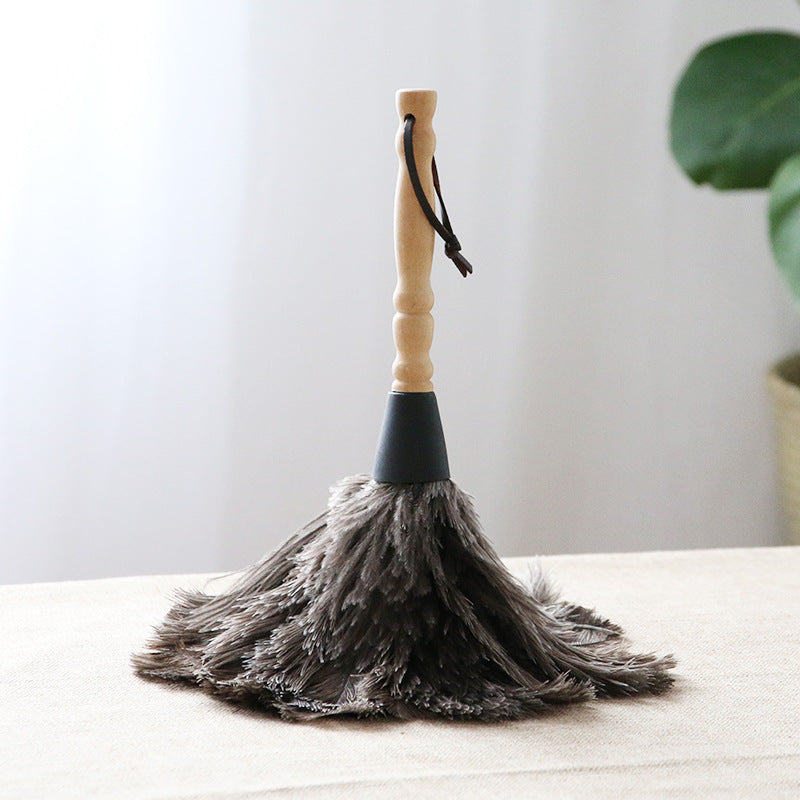 Household Dusting Ostrich Feather Duster
