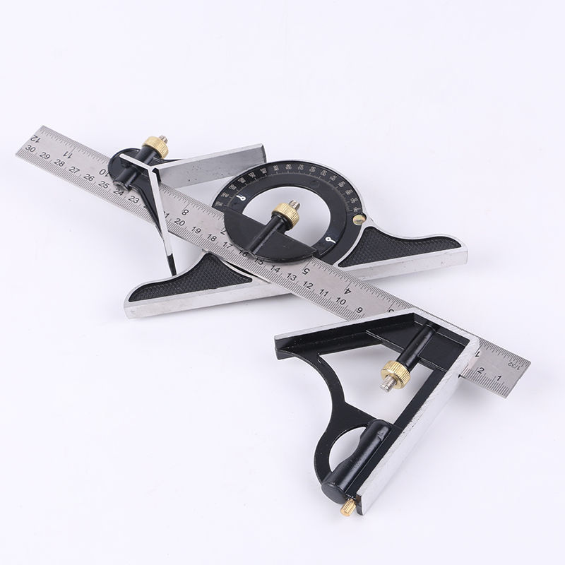 Horizontal angle multifunctional combination protractor