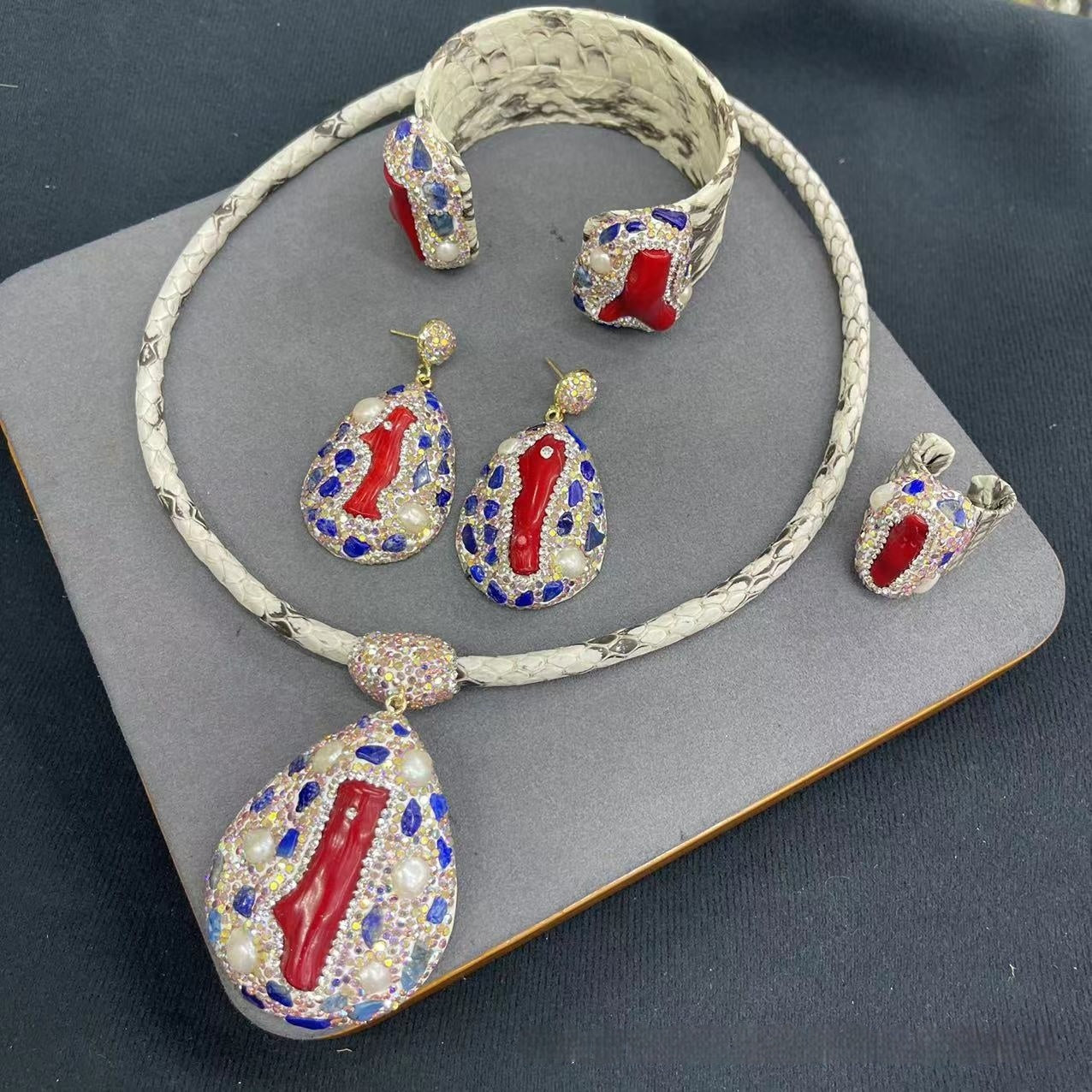 New Genuine Leather Snakeskin Sea Bamboo Inlaid Pearl Autumn And Winter Four-piece Jewelry Set