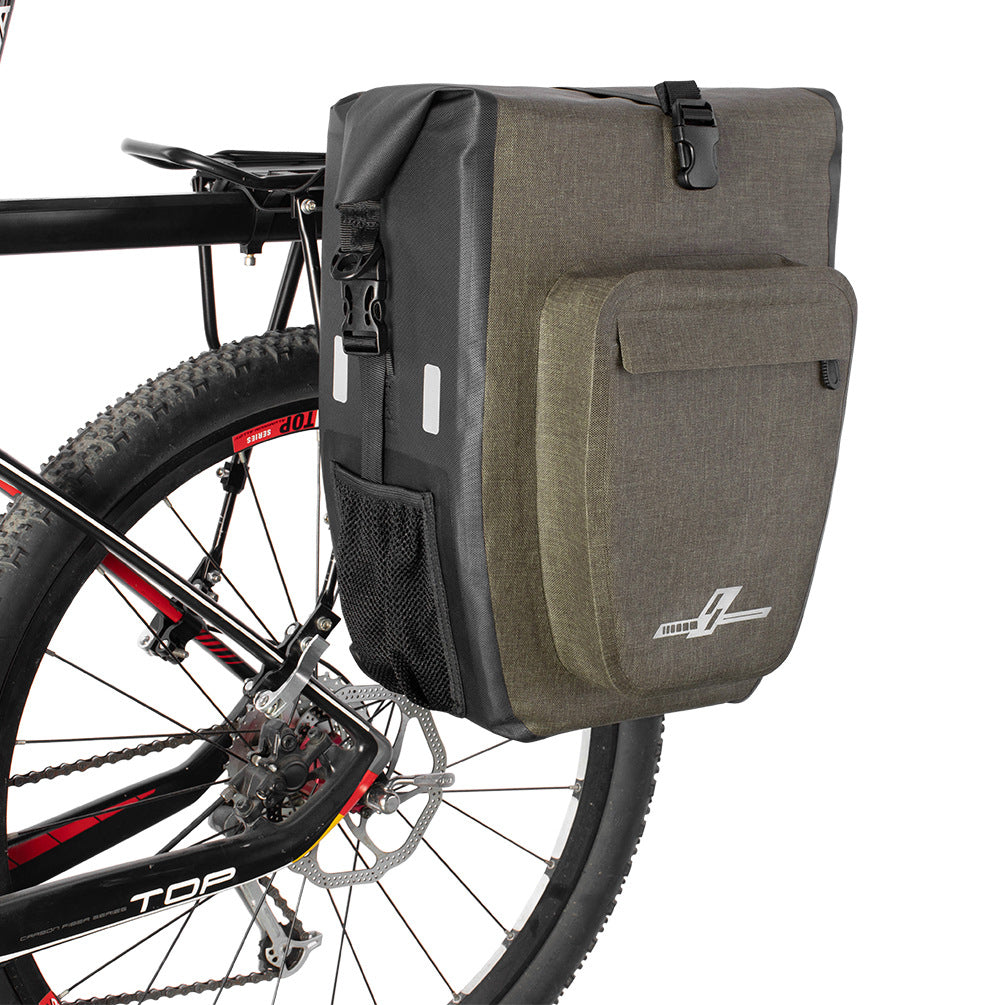 Fully waterproof bicycle bag carrying bag