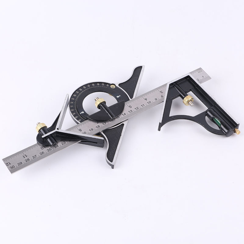 Horizontal angle multifunctional combination protractor